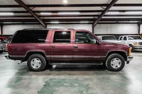 1996-Chevrolet-Suburban-Red Maple Metallic-3GNFK16R3TG160347-38.jpg